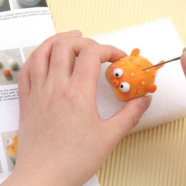 Needle Felt Tropical Fish Kit