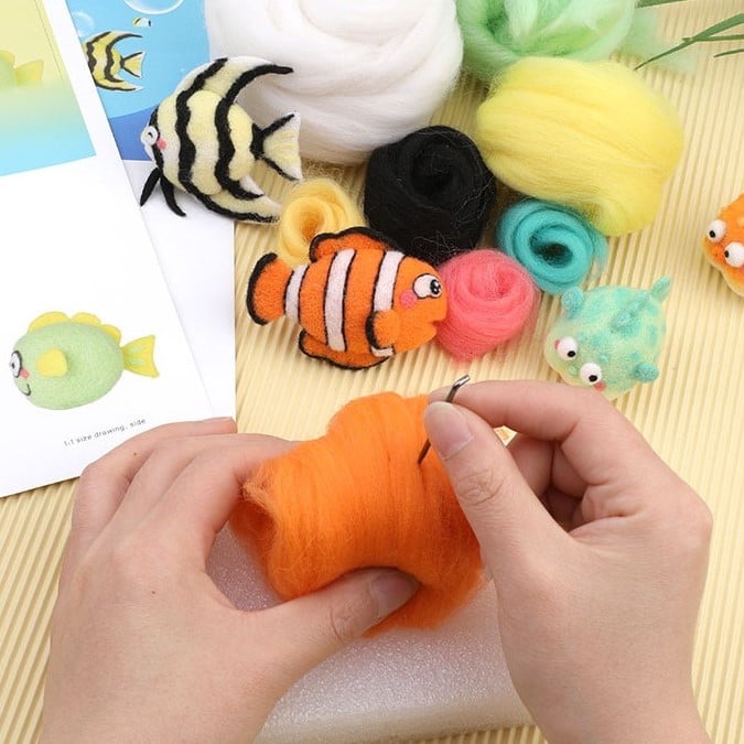 Needle Felt Tropical Fish Kit