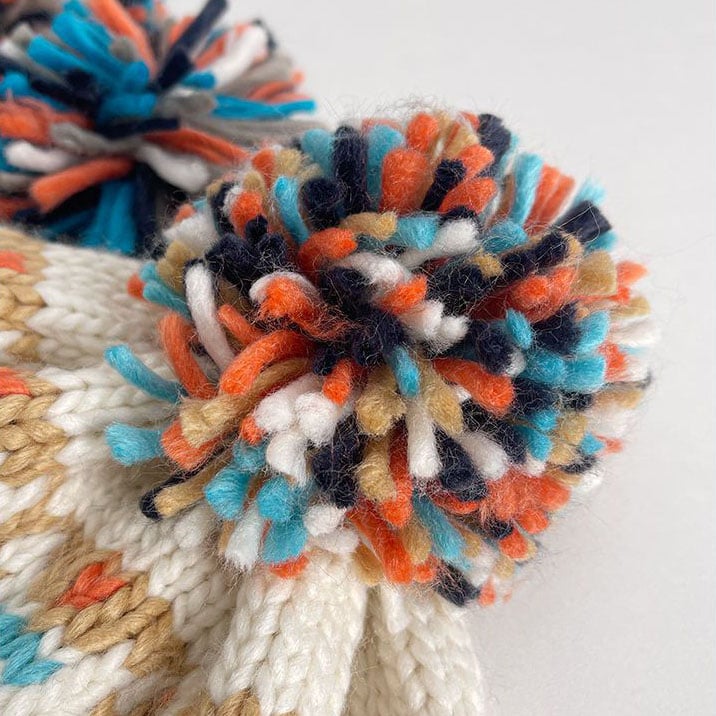 knit pom-pom beanie