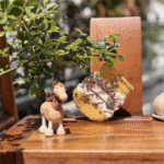 crochet coin purse：Handmade crochet coin purse with boho charm and keyring loop