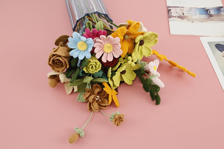 Handmade Crochet Flower Stems – 22 Unique Artificial Floral Elements, Yarn Knitted Botanical Decor, Custom Faux Flower Arrangement Set