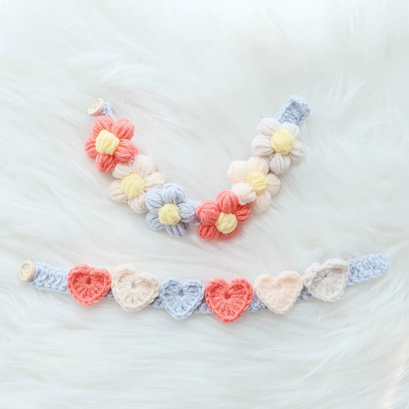 Handmade woven pet collar with flower & heart designs – soft yarn, charming pastel colors, 2 cute styles for cats & small dogs