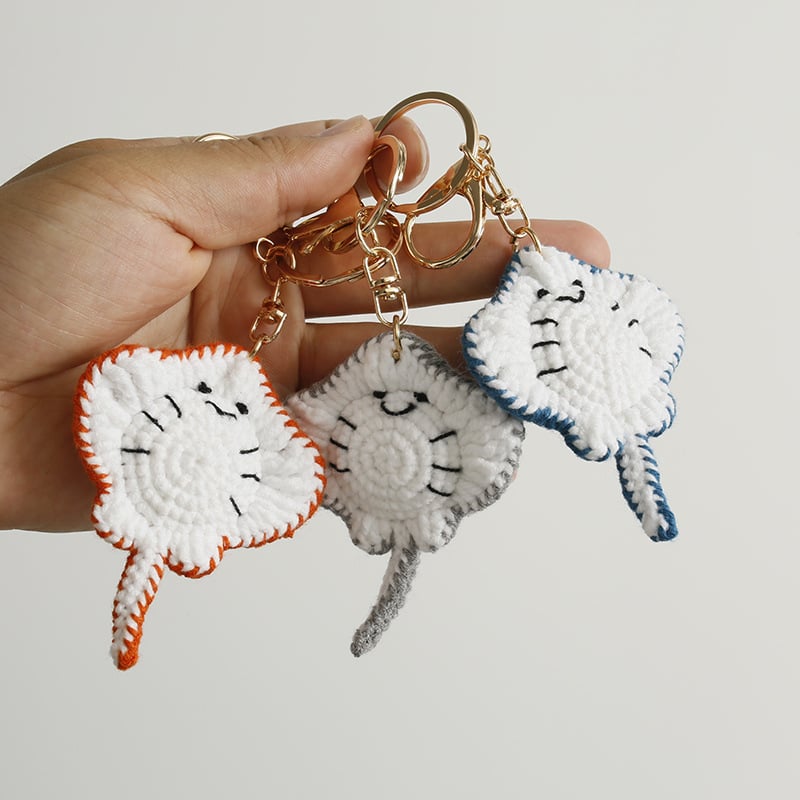 Handmade Crochet Stingray Keychain Set – Soft Yarn Ocean Animal Bag Charms – Marine Life Amigurumi Pendant Trio