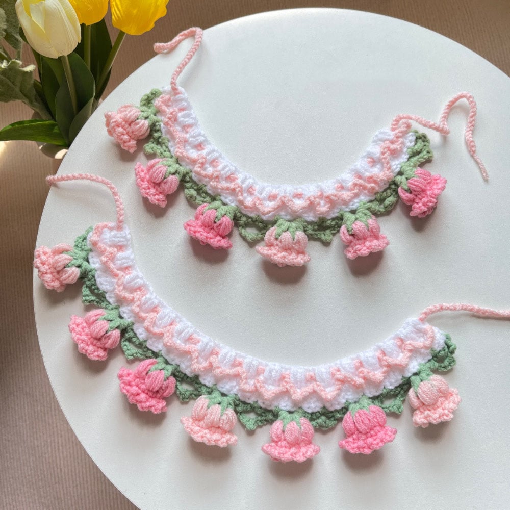 Hand-Knitted Bellflower Pet Collar and Bib — Sweet Pink Gradient