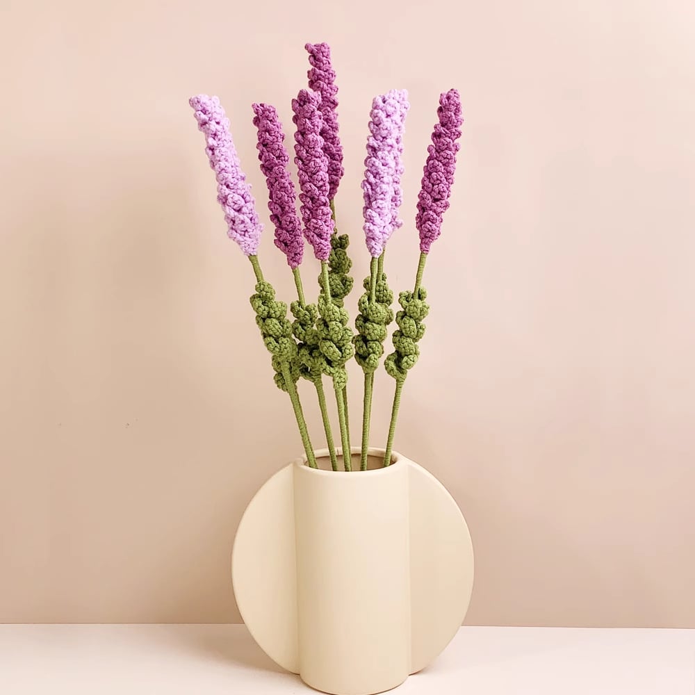 Handmade Crochet Lavender Bouquets – Set of 10 Yarn Knit Artificial Flowers in Light and Dark Pink for Romantic Home Decor or Gifts