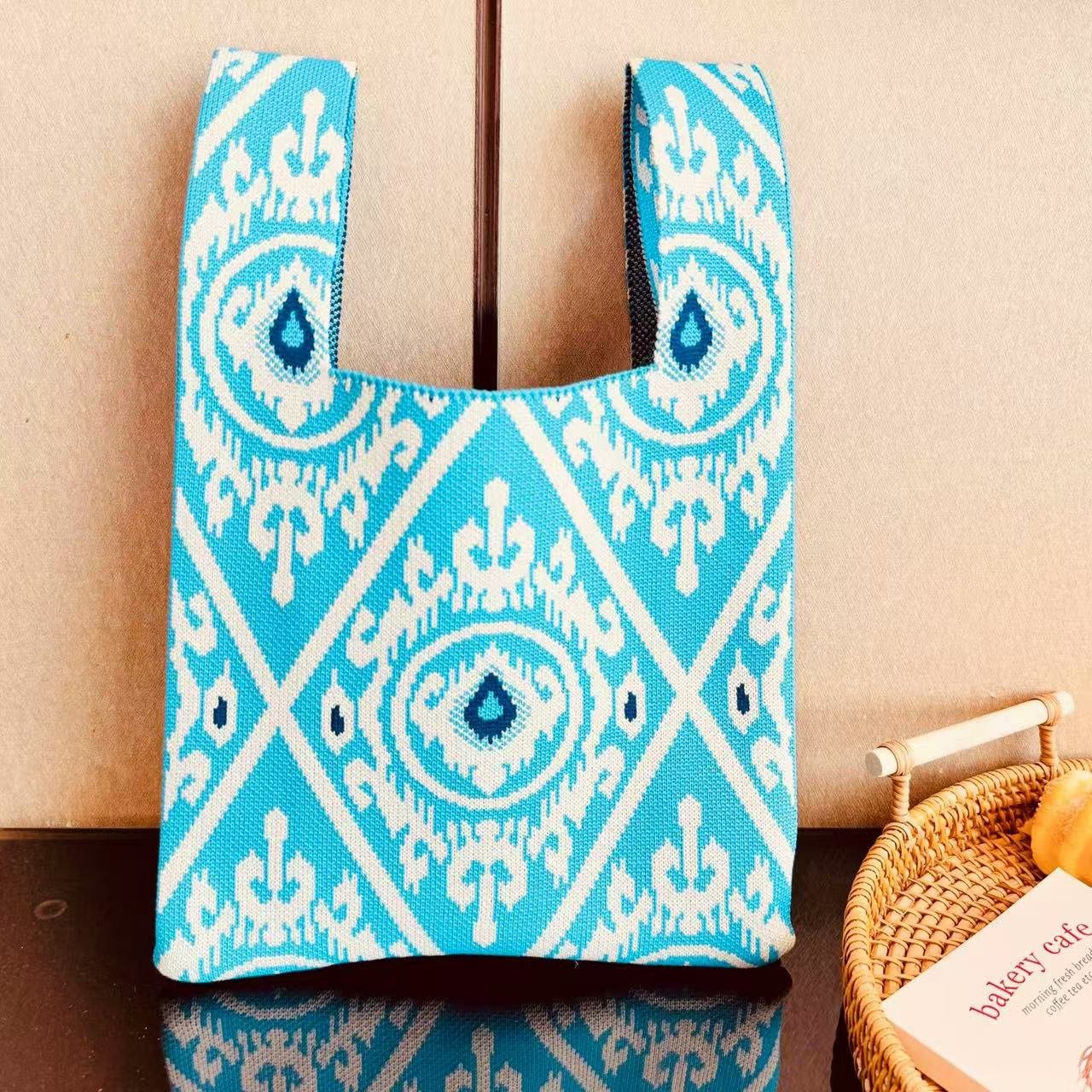 Atlas pattern handbag