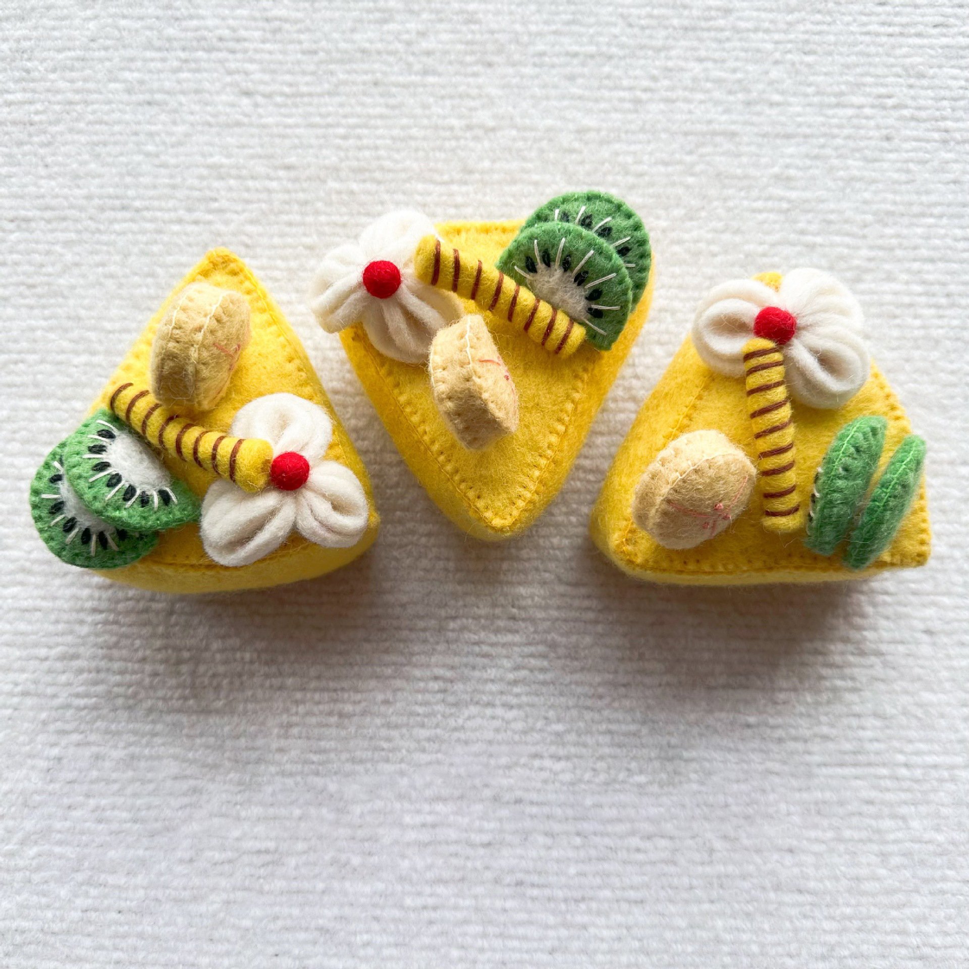 Lemon/Kiwi Cheesecake Square