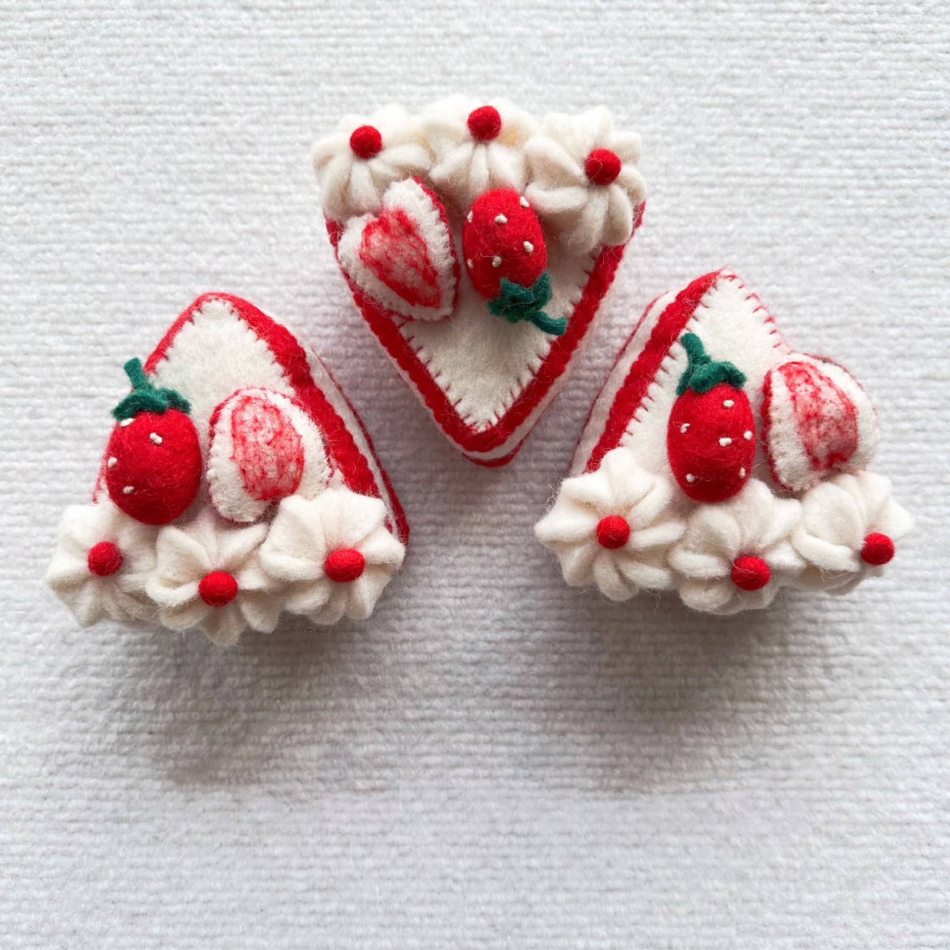 Classic Strawberry Cream Cake Slice