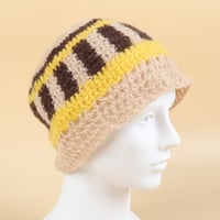 Khaki yellow stripes