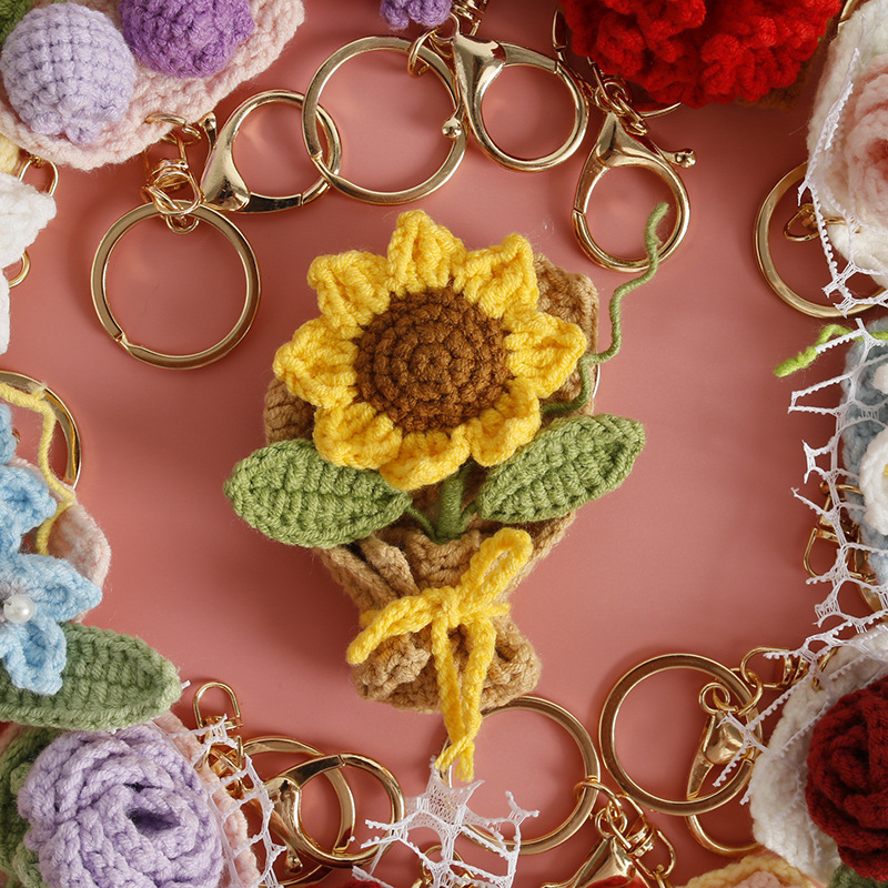 Handmade Crochet Flower Bouquet Keychain – 12 Adorable Yarn Floral Bag Charms with Roses, Tulips, Sunflowers & More