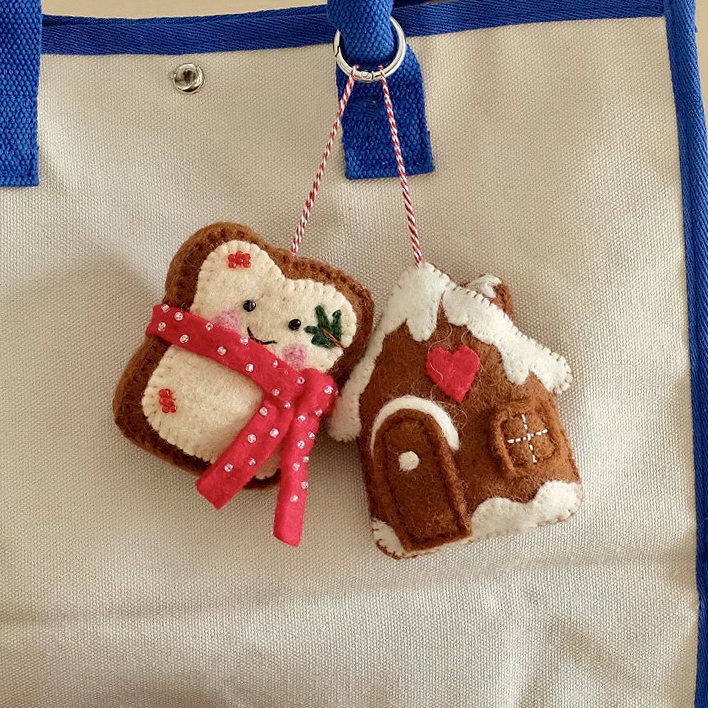 Charming Handmade Felt Christmas Ornaments Set of 3 Cute Toast and Gingerbread Houses, Cozy Holiday Tree and Bag Decorations