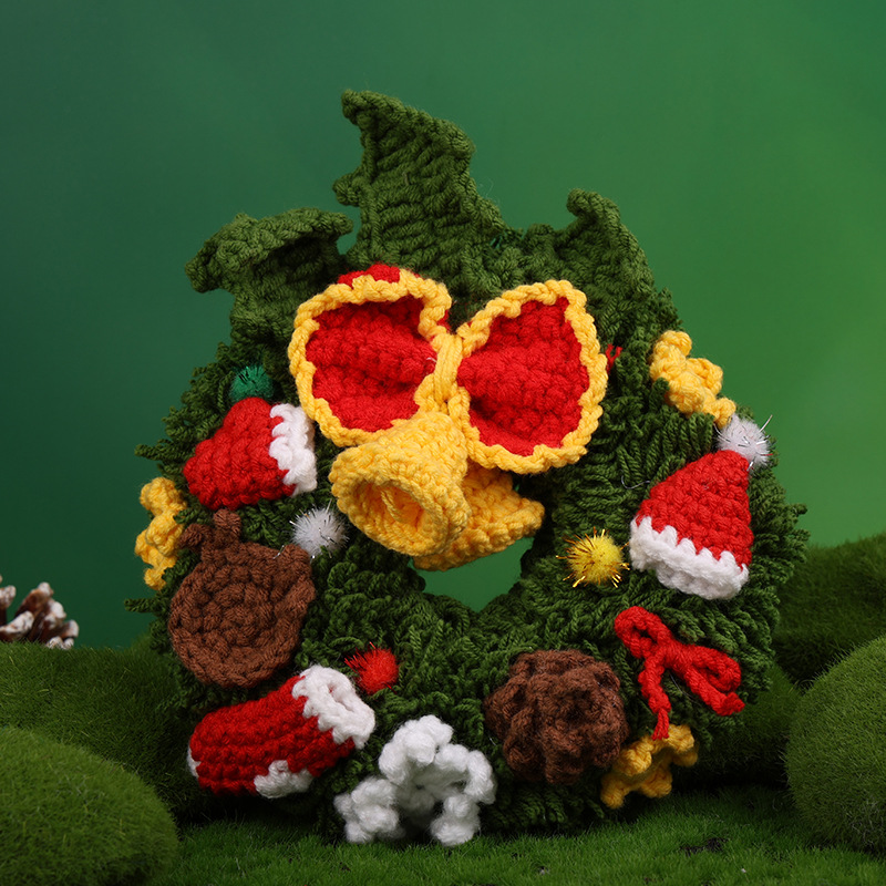 DIY Crochet Christmas Wreath Kit for Beginners | 2 Styles – Classic Bow & Multi-Decor Version | Fun and Easy Handmade Holiday Craft Set
